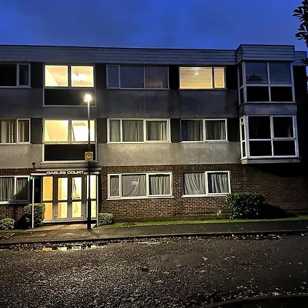 Lovely 2 Bed Room Flat, In A Leafy Area,All New Southampton Exterior photo
